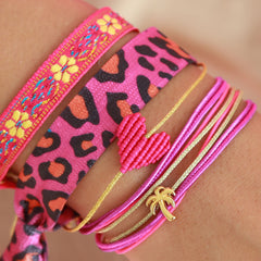 Armband dark pink heart