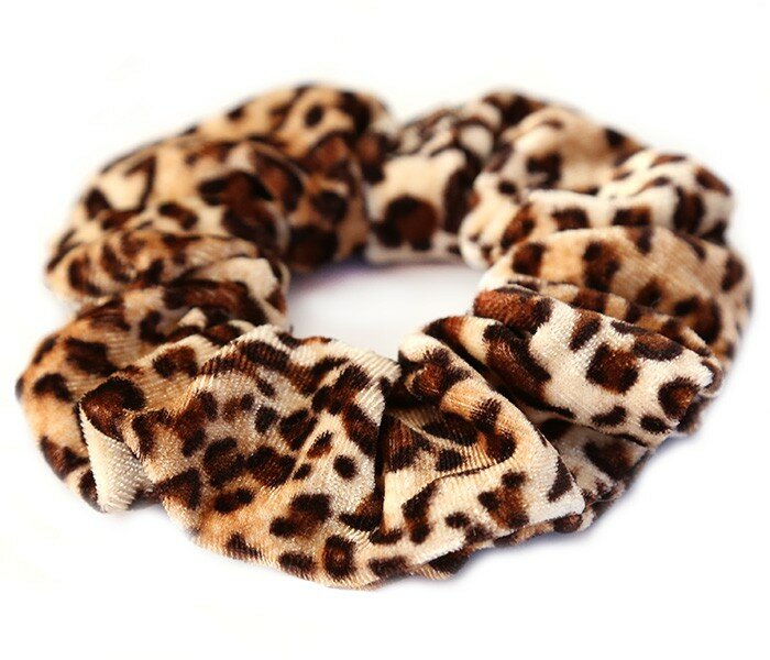 Velvet scrunchie leopard brown